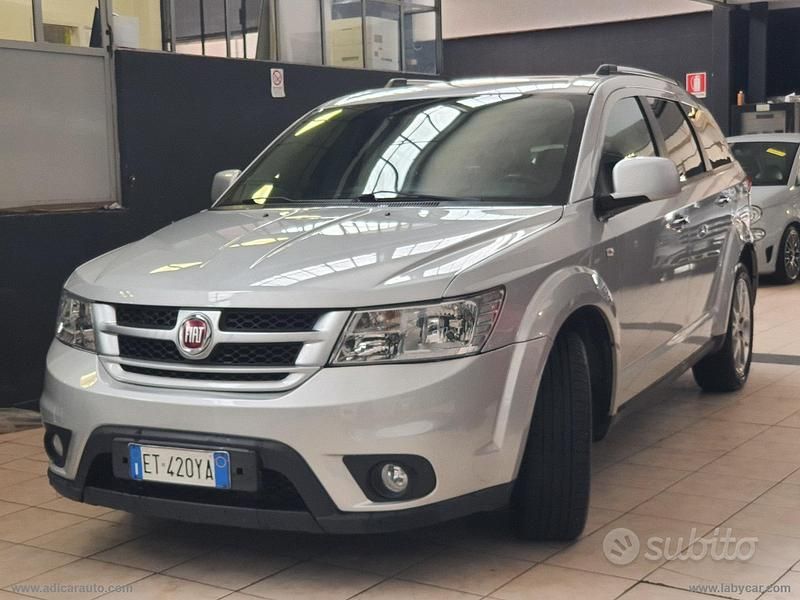 Usata Fiat Freemont Cross 170 CV (125 kW) 2014 Grigio SUV