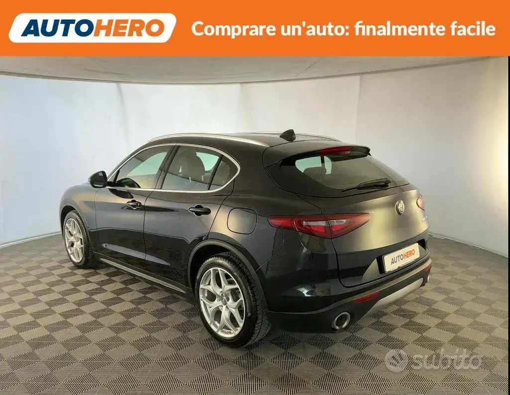 Usata Alfa Romeo Stelvio 190 CV (139 kW) 2019 Nero SUV