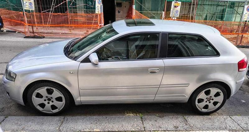 Usata Audi A3 Attraction 140 CV (102 kW) 2004 Grigio Utilitaria