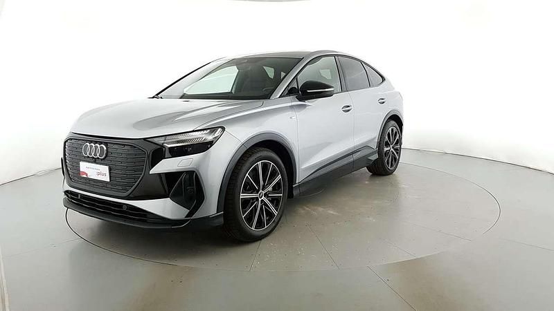 Usata Audi Q4 e-tron S-Line 77 kW (105 CV) 2025 Argento fioretto met SUV