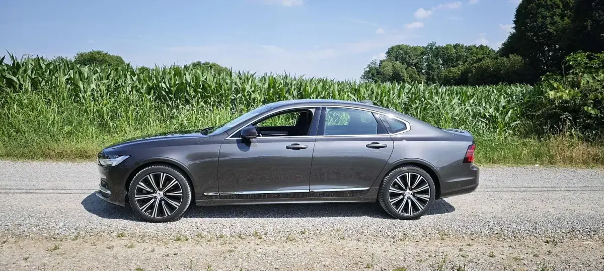 Usata Volvo S90 Plus 197 CV (144 kW) 2025 Berlina