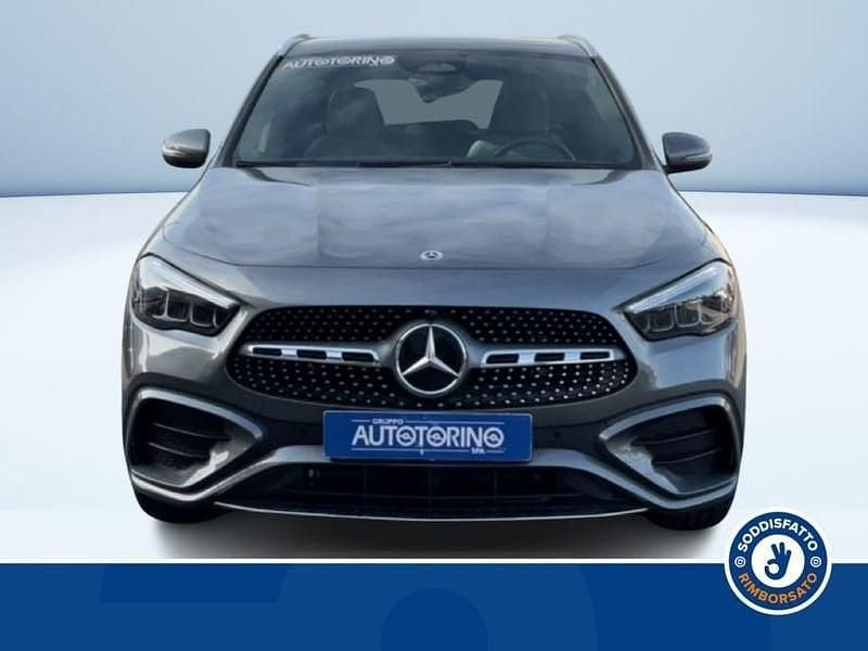 Usata Mercedes GLA200 AMG line 149 CV (109 kW) 2025 Grigio SUV