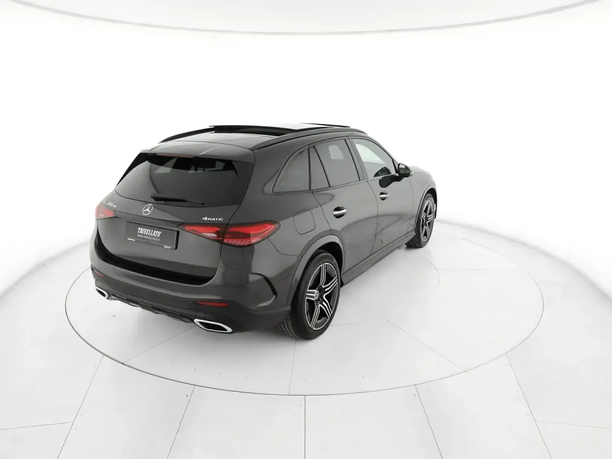 Usata Mercedes GLC300de AMG Line Premium Plus 197 CV (144 kW) 2023 Grigio grafite SUV