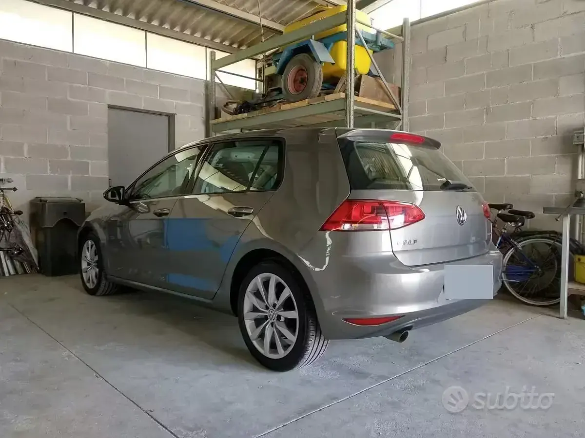 Usata VW Golf VII Highline 110 CV (80 kW) 2014 Grigio Berlina