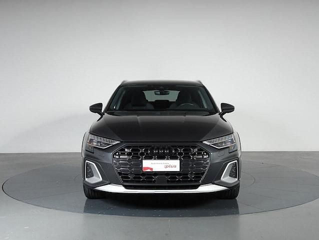 Usata Audi A3 Advanced 150 CV (110 kW) 2025 Grigio manhattan metallizzato Berlina