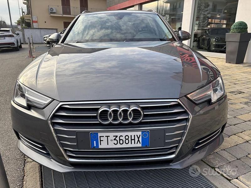 Usata Audi A4 Sport 150 CV (110 kW) 2018 Grigio scuro Station wagon