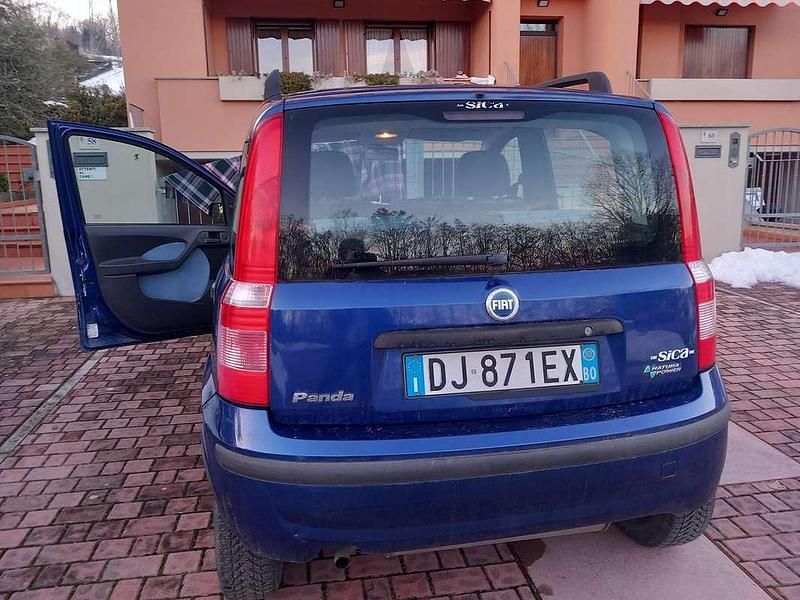 Usata Fiat Panda Dynamic 60 CV (44 kW) 2007 Blu/azzurro Berlina