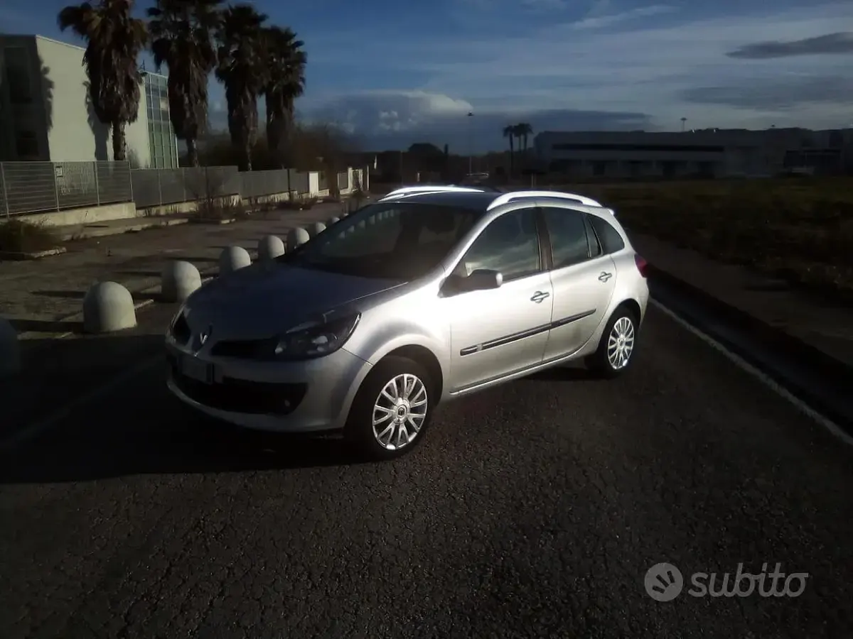 Usata Renault Clio Rip Curl 75 CV (55 kW) 2009 Grigio Station wagon