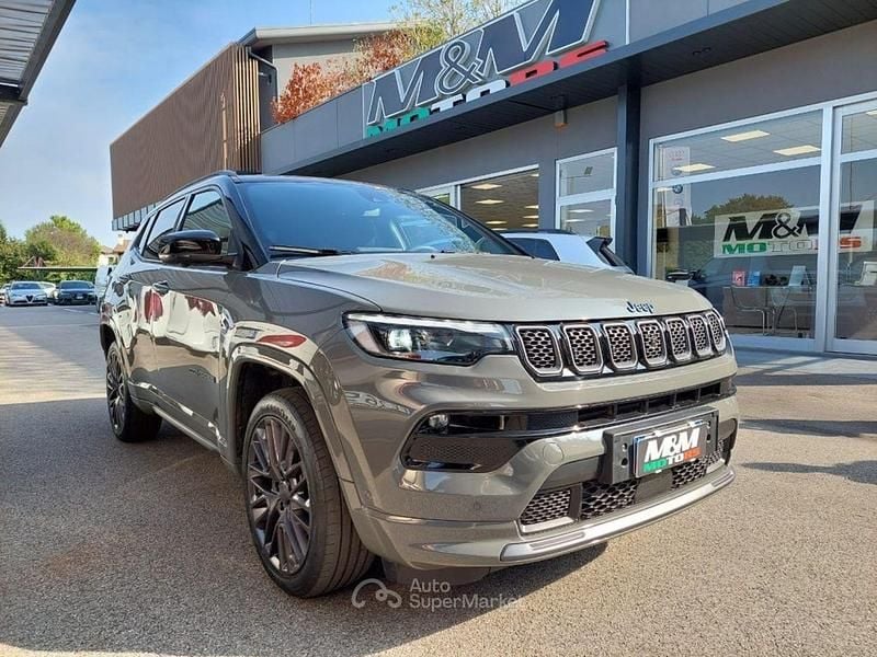 Usata Jeep Compass 239 CV (175 kW) 2021 Grigio SUV