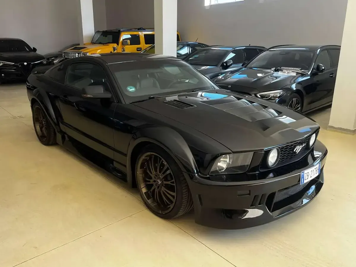 Usata Ford Mustang GT 305 CV (224 kW) 2007 Nero Coupé