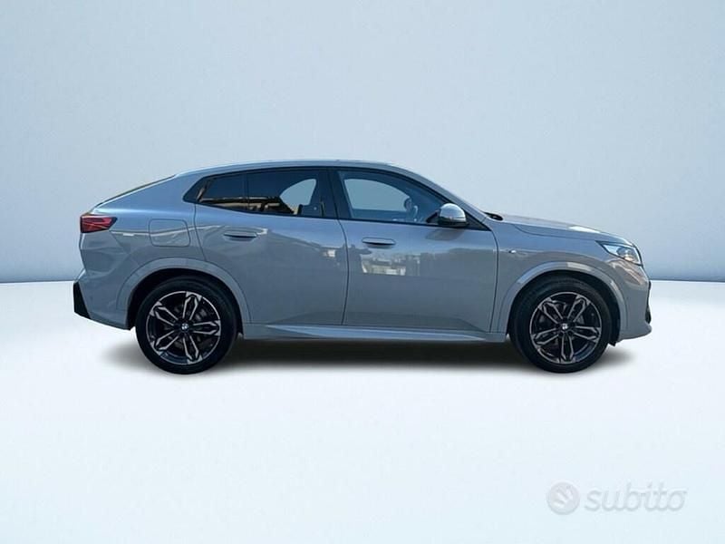 Käytetty BMW X2 M Sport 163 HP (119 kW) 2024 Harmaa Katumaasturi