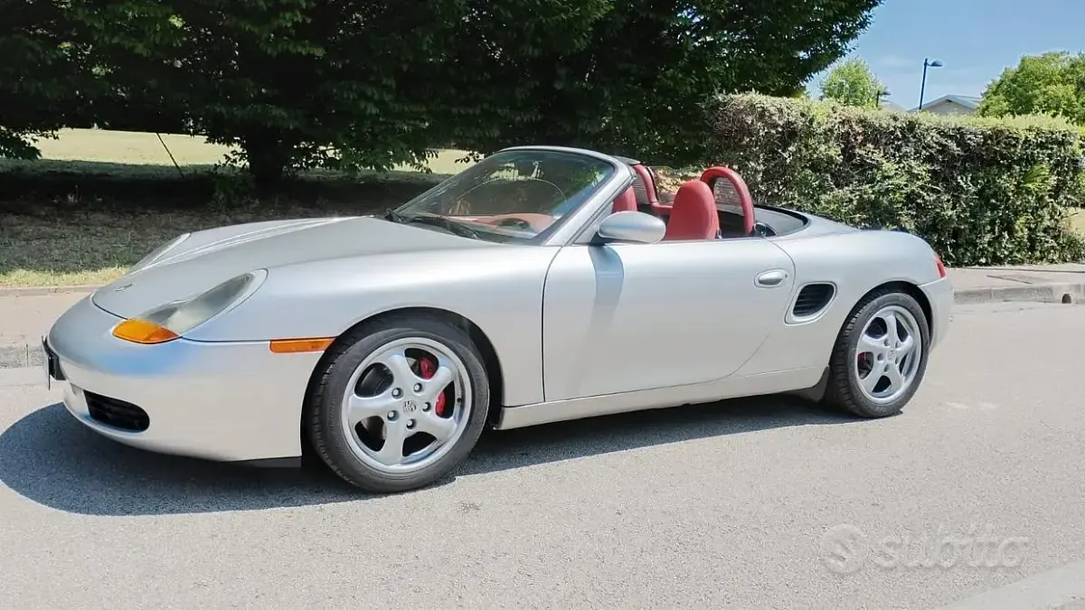 Usata Porsche 986 Boxster 204 CV (150 kW) 1997 Grigio Cabrio