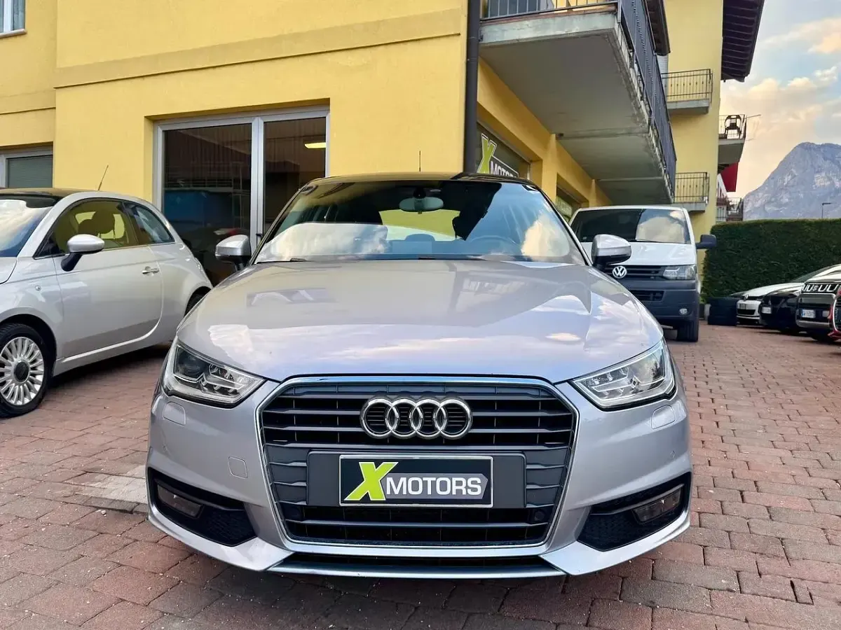 Usata Audi A1 90 CV (66 kW) 2016 Argento Utilitaria