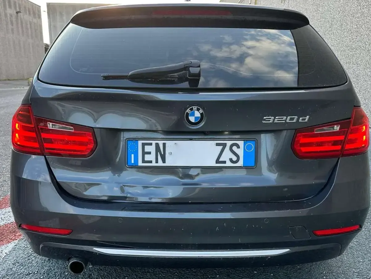 Usata BMW 320 184 CV (135 kW) 2012 Grigio Station wagon