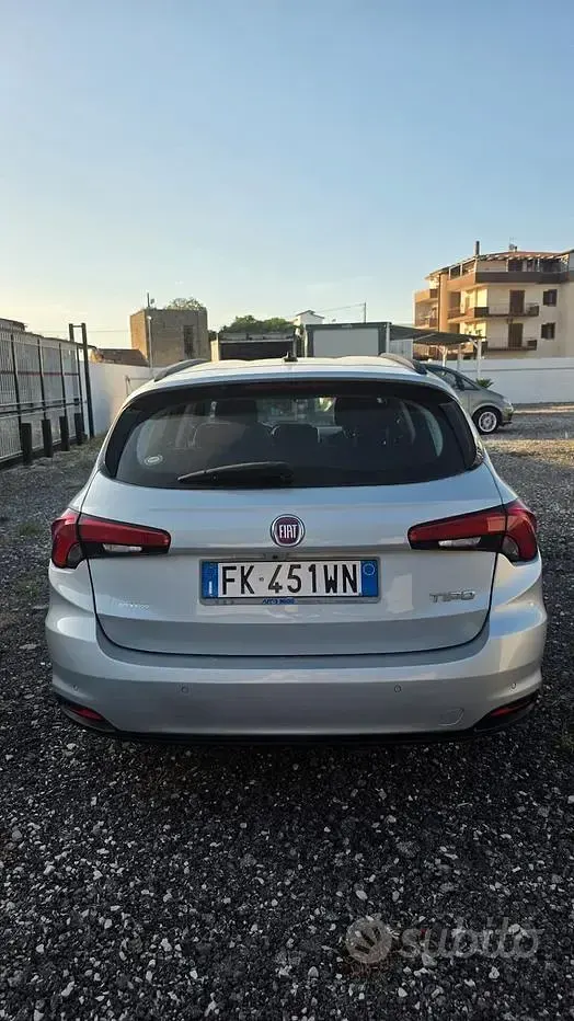 Usata Fiat Tipo Lounge 120 CV (88 kW) 2017 Grigio Station wagon