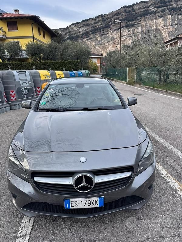 Usata Mercedes CLA220 170 CV (125 kW) 2013 Berlina