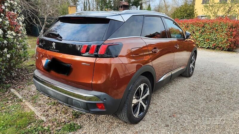 Usata Peugeot 3008 120 CV (88 kW) 2017 SUV