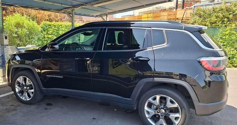 Usata Jeep Compass Limited 140 CV (102 kW) 2019 Nero SUV