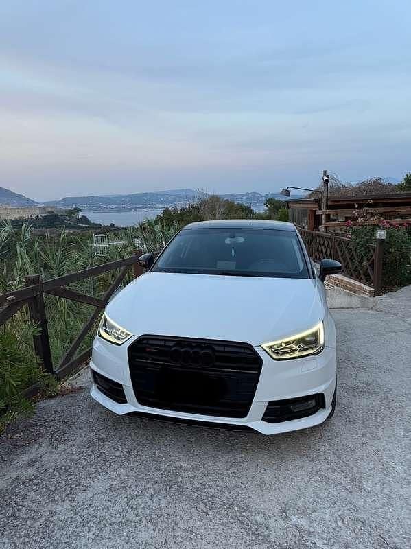 Usata 2016 Audi A1 Sportback Sport Due volumi | 12.999 € (Buon prezzo) - Immagine 1/4