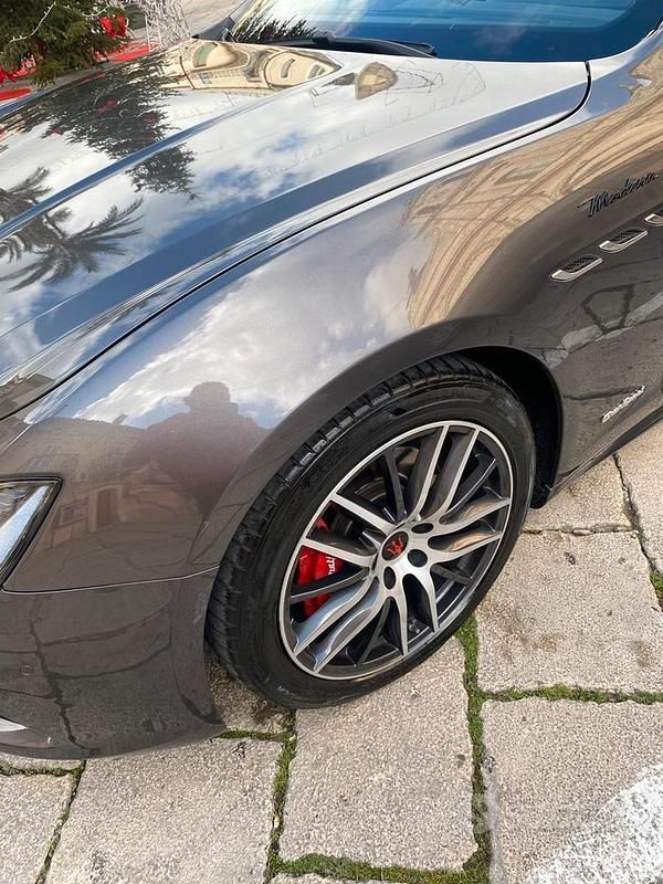 Usata Maserati Ghibli 250 CV (183 kW) 2014 Berlina