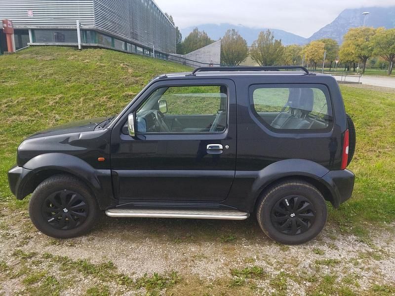 Usata Suzuki Jimny 2002 Nero SUV