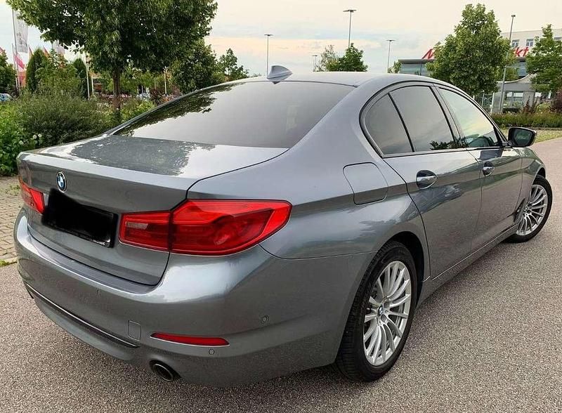 Usata BMW 520 Sport Line 190 CV (139 kW) 2019 Grigio Berlina