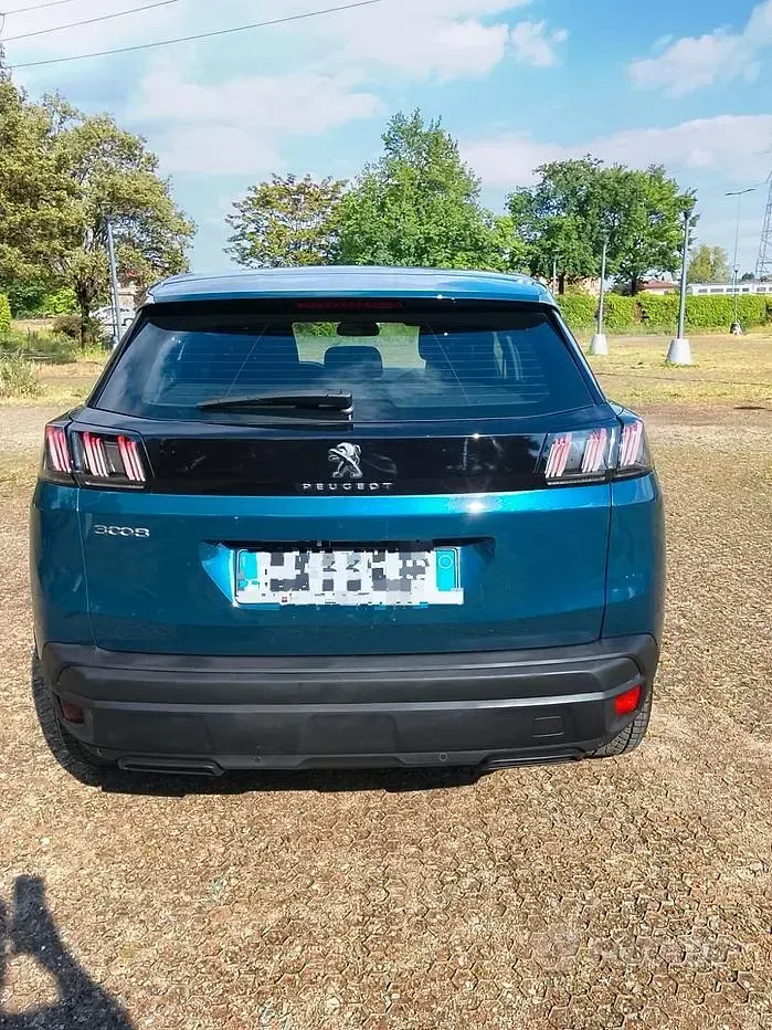 Gebraucht Peugeot 3008 131 PS (96 kW) 2022 Blau SUV
