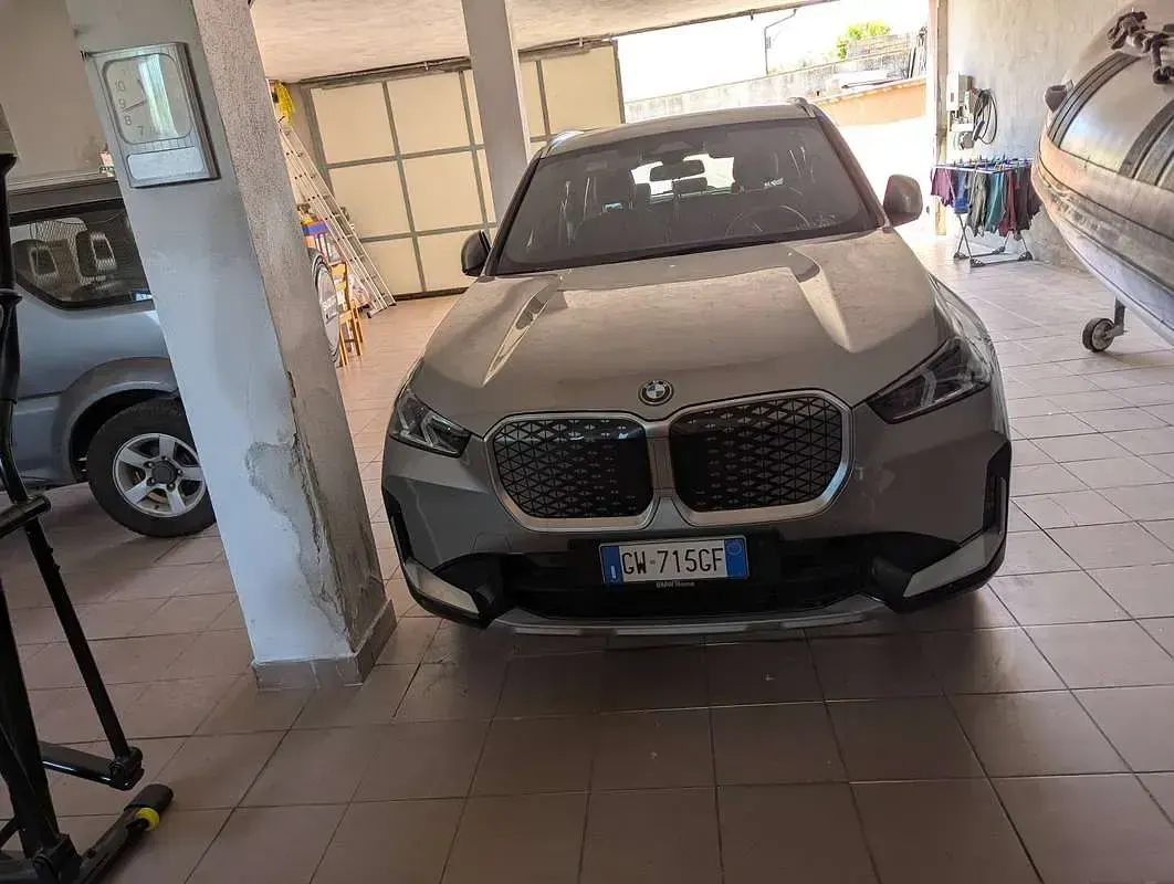 Usata BMW iX1 67 kW (92 CV) 2024 Argento SUV