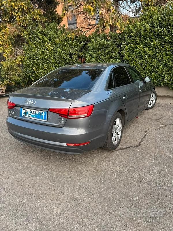 Usata Audi A4 Business 150 CV (110 kW) 2017 Berlina