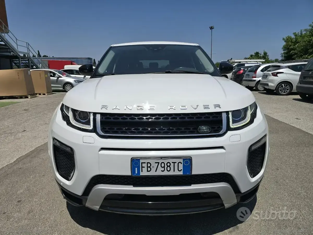 Usata Land Rover Range Rover evoque HSE 150 CV (110 kW) 2015 Bianco SUV