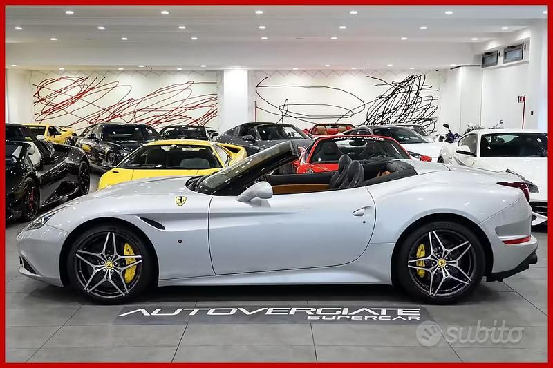 Usata Ferrari California 560 CV (411 kW) 2015 Grigio Cabrio