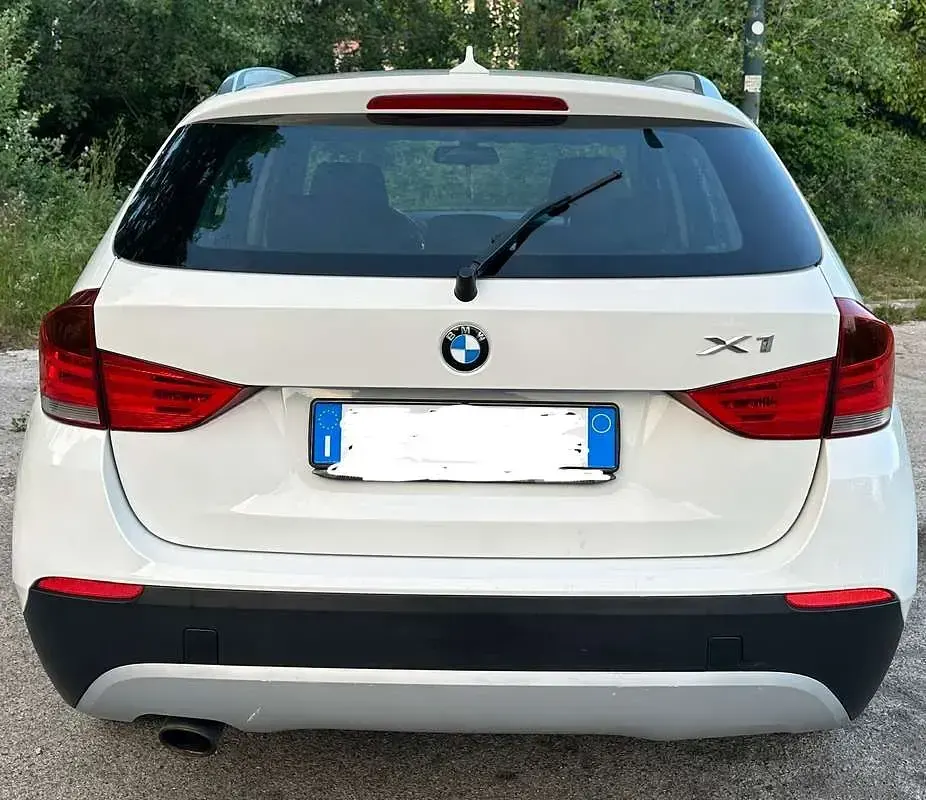 Usata BMW X1 143 CV (105 kW) 2010 Bianco SUV
