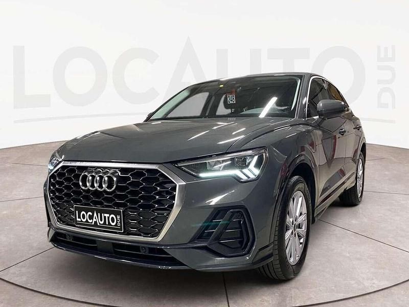 Grigio Usata 2022 Audi Q3 Sportback Business Plus SUV | 29.990 € (Super prezzo) - Immagine 1/3