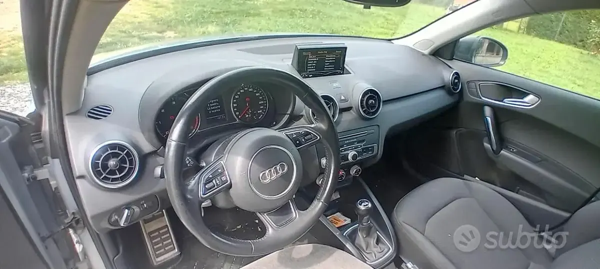 Usata Audi A1 Sportback S-Line 90 CV (66 kW) 2016 Grigio Utilitaria