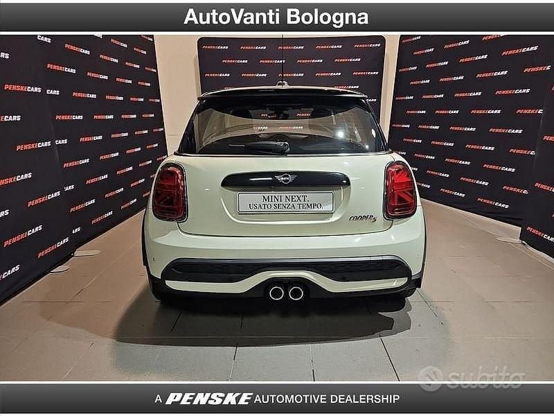 Usata Mini Cooper Classic 2022 Bianco Utilitaria
