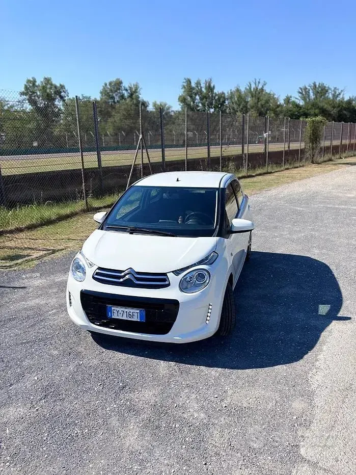 Usata Citroën C1 Shine 72 CV (52 kW) 2021 Bianco Utilitaria