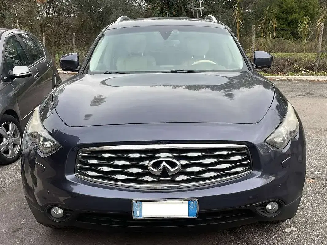 Usata Infiniti QX70 Premium 238 CV (175 kW) 2011 Grigio SUV