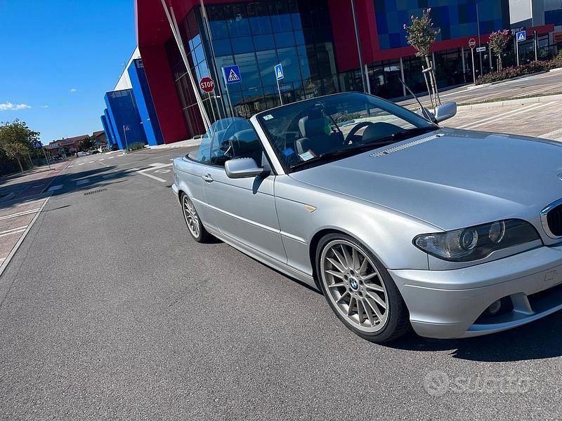 Usata BMW 318 Cabriolet 143 CV (105 kW) 2004 Grigio Cabrio