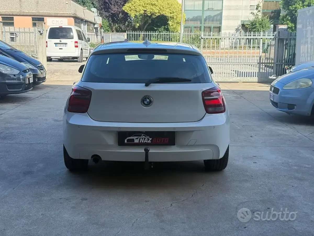 Usata BMW 118 143 CV (105 kW) 2013 Bianco Utilitaria