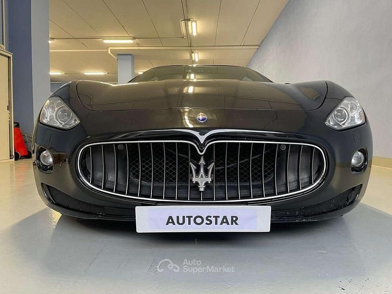 Usata Maserati Granturismo 405 CV (297 kW) 2011 Nero Coupé