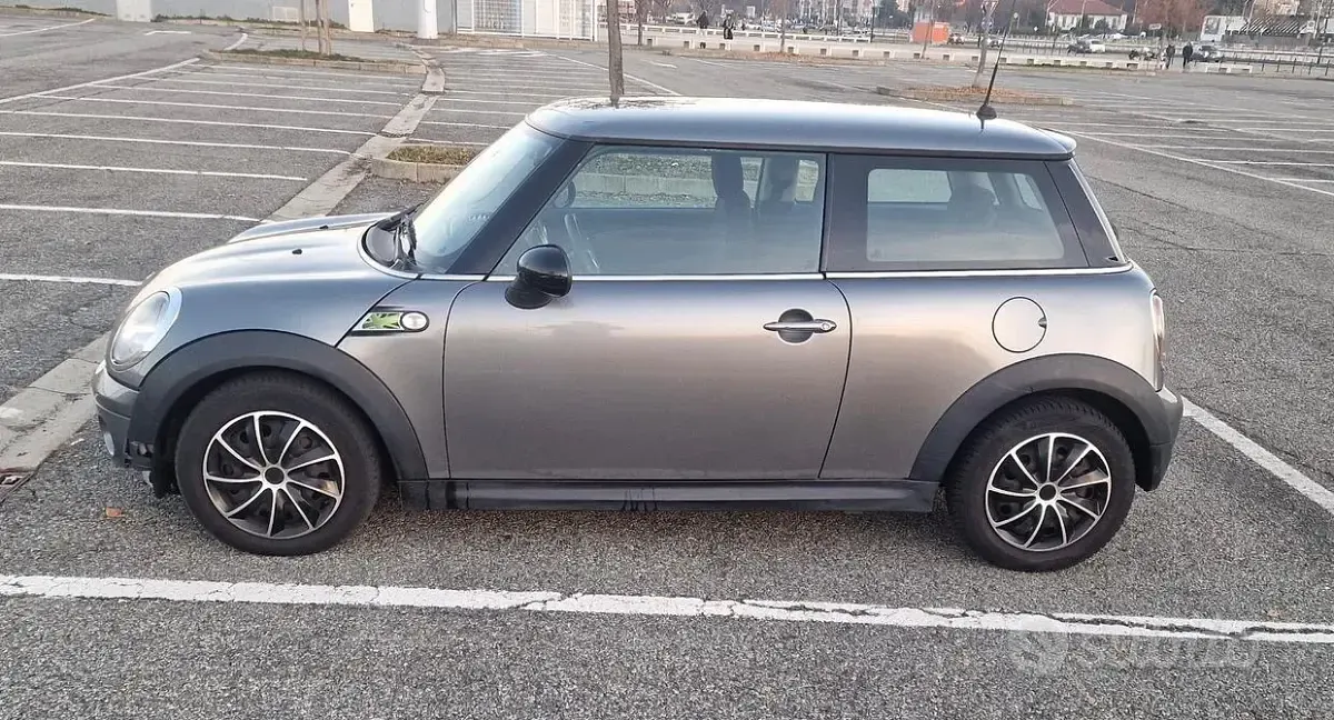 Usata Mini Cooper S Coupé 75 CV (55 kW) 2009 Grigio Coupé