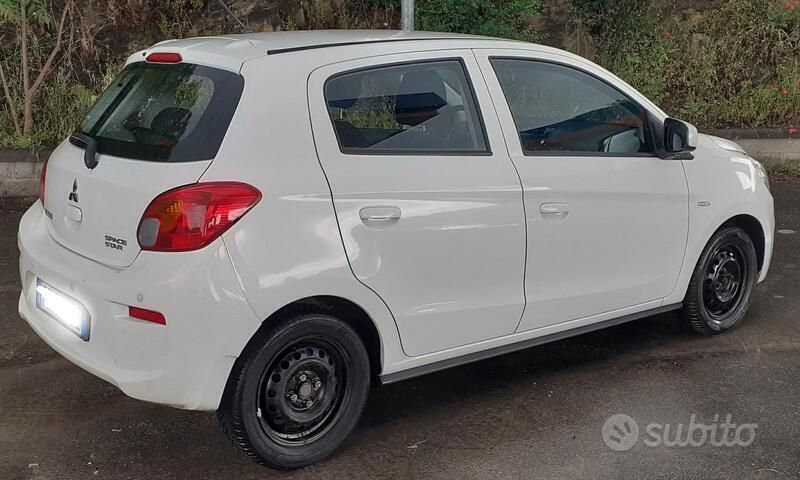Usata Mitsubishi Space Star Invite+ 71 CV (52 kW) 2017 Bianco Utilitaria