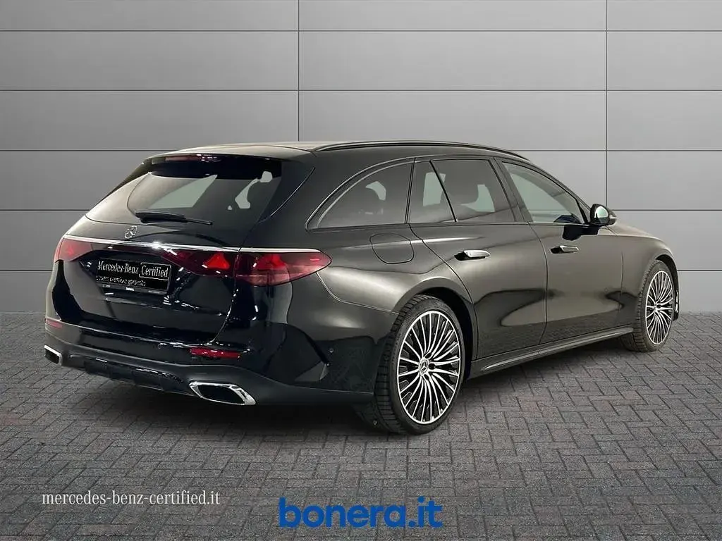 Usata Mercedes E300 Advanced Plus 313 CV (230 kW) 2024 Nero Station wagon