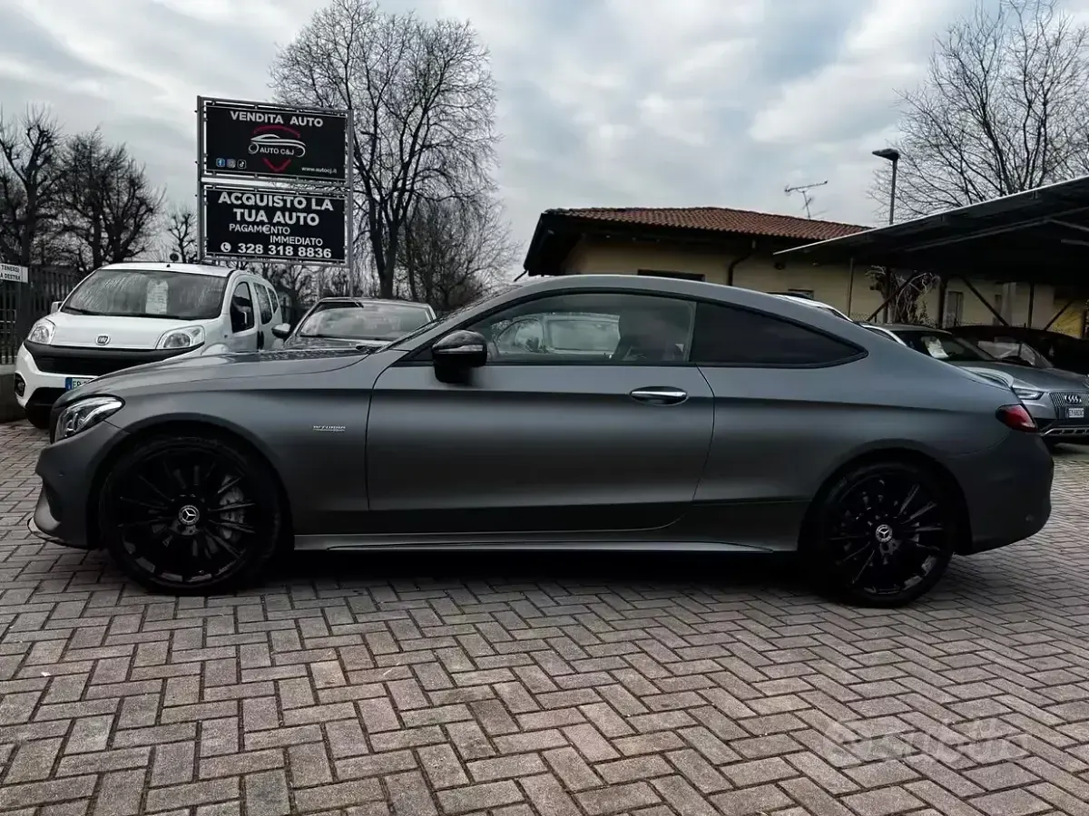 Usata Mercedes C43 AMG AMG 367 CV (269 kW) 2017 Grigio Coupé
