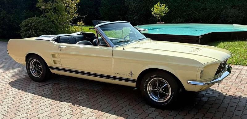 Bianco Usata 1967 Ford Mustang Cabrio | 55.000 € - Immagine 1/4