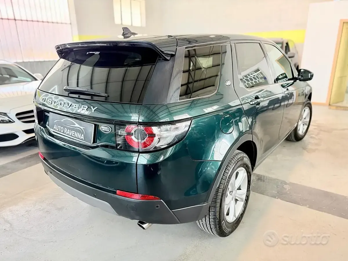 Usata Land Rover Discovery Sport HSE 179 CV (131 kW) 2017 Verde SUV