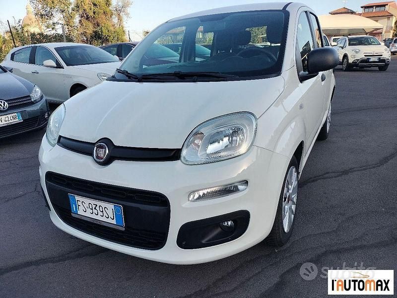 Bianco Usata 2018 Fiat Panda Easy Due volumi | 9300 € (Buon prezzo) - Immagine 1/4