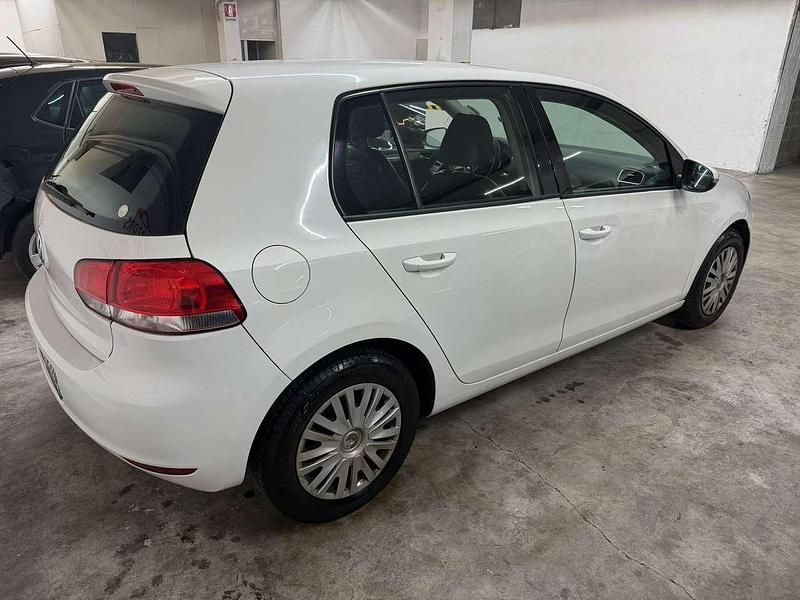 Usata VW Golf VI United 80 CV (58 kW) 2011 Bianco Utilitaria