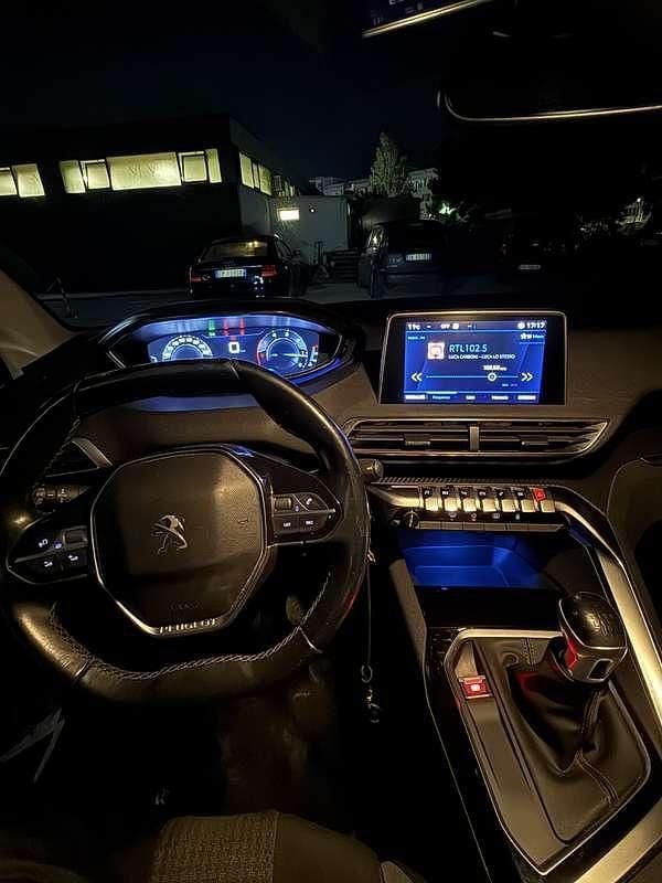 Usata Peugeot 3008 Allure 131 CV (96 kW) 2019 SUV