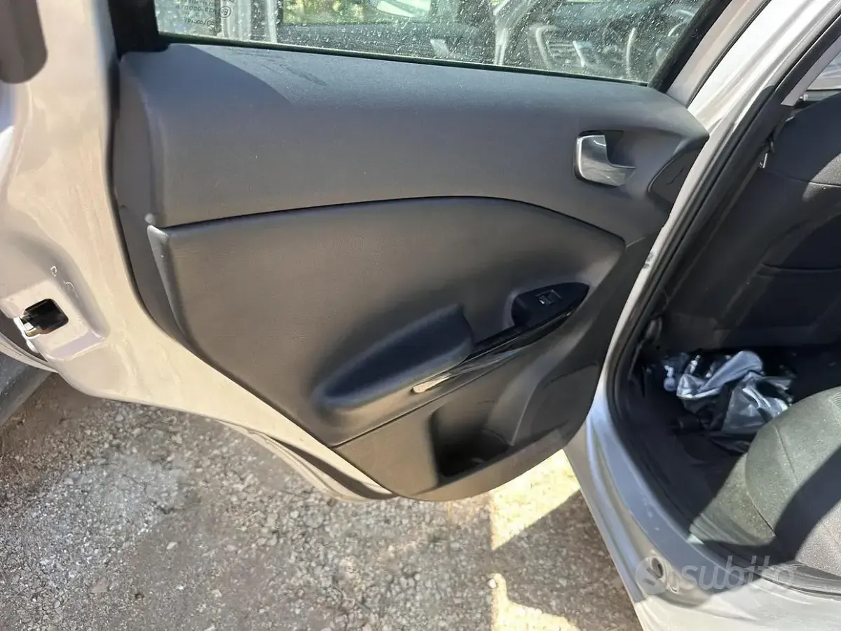 Usata Alfa Romeo Giulietta 105 CV (77 kW) 2013 Utilitaria